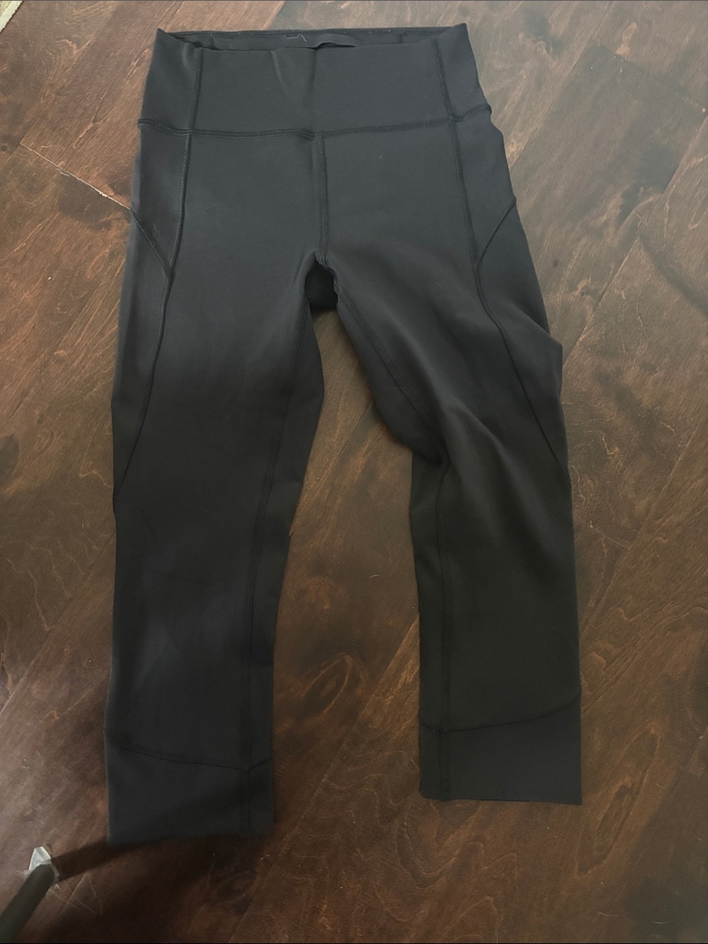 Lululemon Black High-Waist Cropped Active Leggings size 4